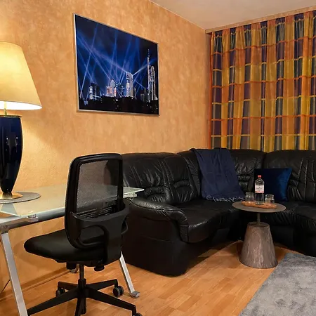 Apartment Business 2-room - 4 Beds I 100m To Conti I 250m To Metro I 20 Min Direct To Messe Hannover