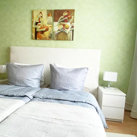 Apartment Business 2-room - 4 Beds I 100m To Conti I 250m To Metro I 20 Min Direct To Messe *