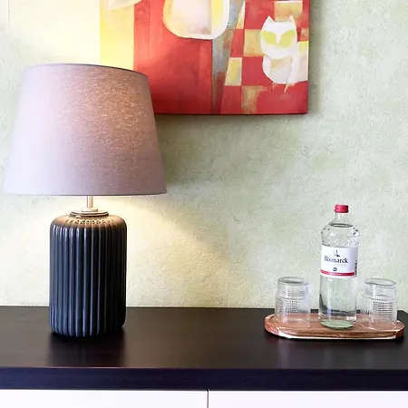 Business 2-room - 4 Beds I 100m To Conti I 250m To Metro I 20 Min Direct To Messe Lägenhet *
