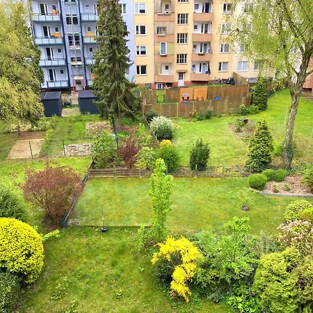 Business 2-room - 4 Beds I 100m To Conti I 250m To Metro I 20 Min Direct To Messe Apartment Hannover